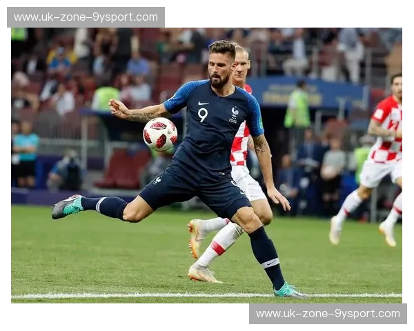 巅峰博弈：法兰西之翼对撞斗牛士的红色风暴——世界杯最华丽的“欧洲德比”